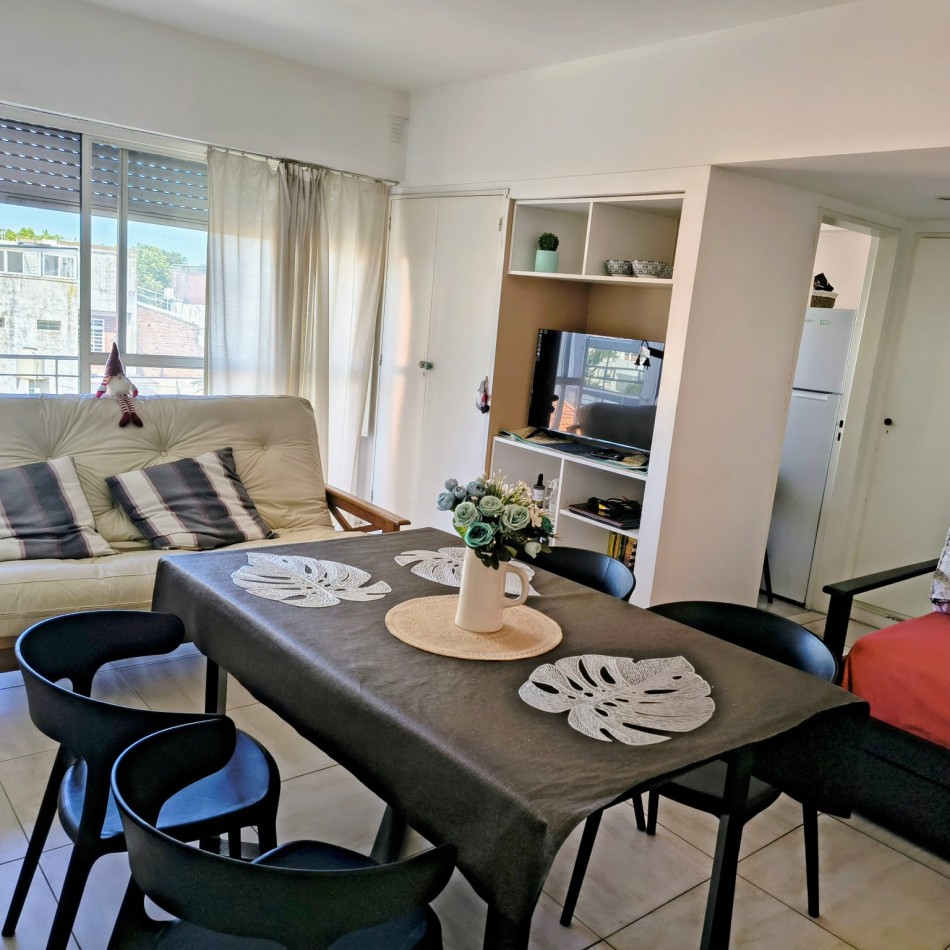 ALQUILER TEMPORAL 2026 - DPTO MONOAMBIENTE AL FRENTE CON BALCON - SAN JOSE