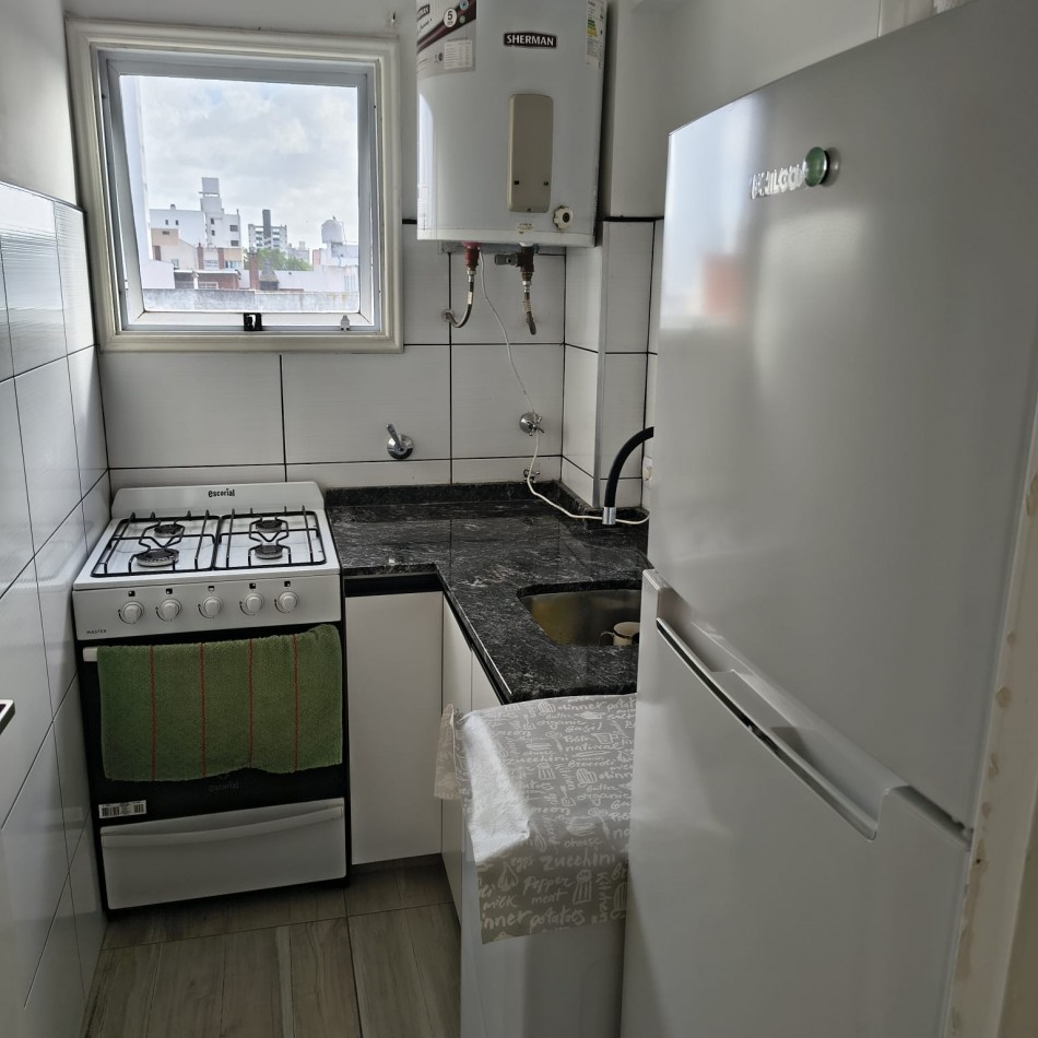 ALQUILER TEMPORAL 2026 - DPTO MONOAMBIENTE AL FRENTE CON BALCON - SAN JOSE