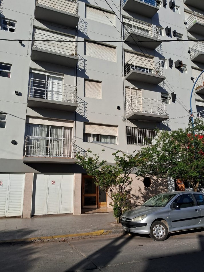 ALQUILER TEMPORAL 2026 - DPTO MONOAMBIENTE AL FRENTE CON BALCON - SAN JOSE