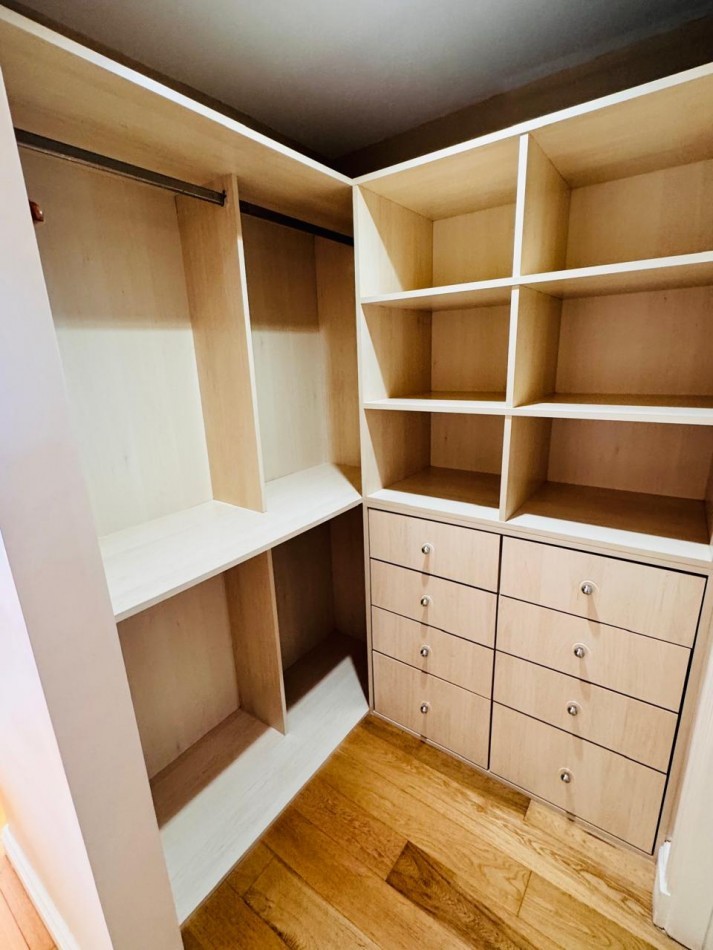 SEMIPISO EN DUPLEX DE 3 AMBIENTES - FRENTE AL MAR - LA PERLA