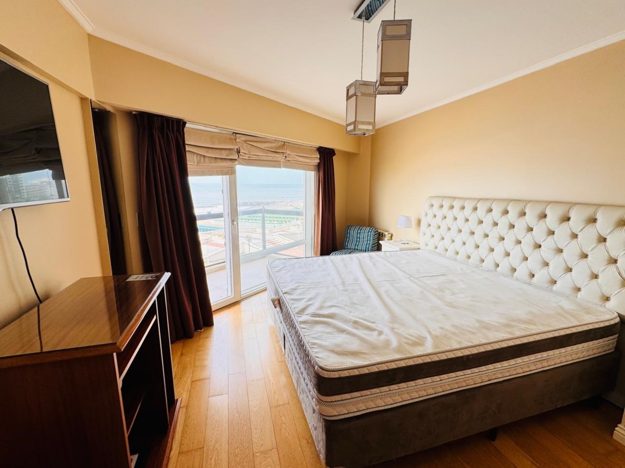 SEMIPISO EN DUPLEX DE 3 AMBIENTES - FRENTE AL MAR - LA PERLA