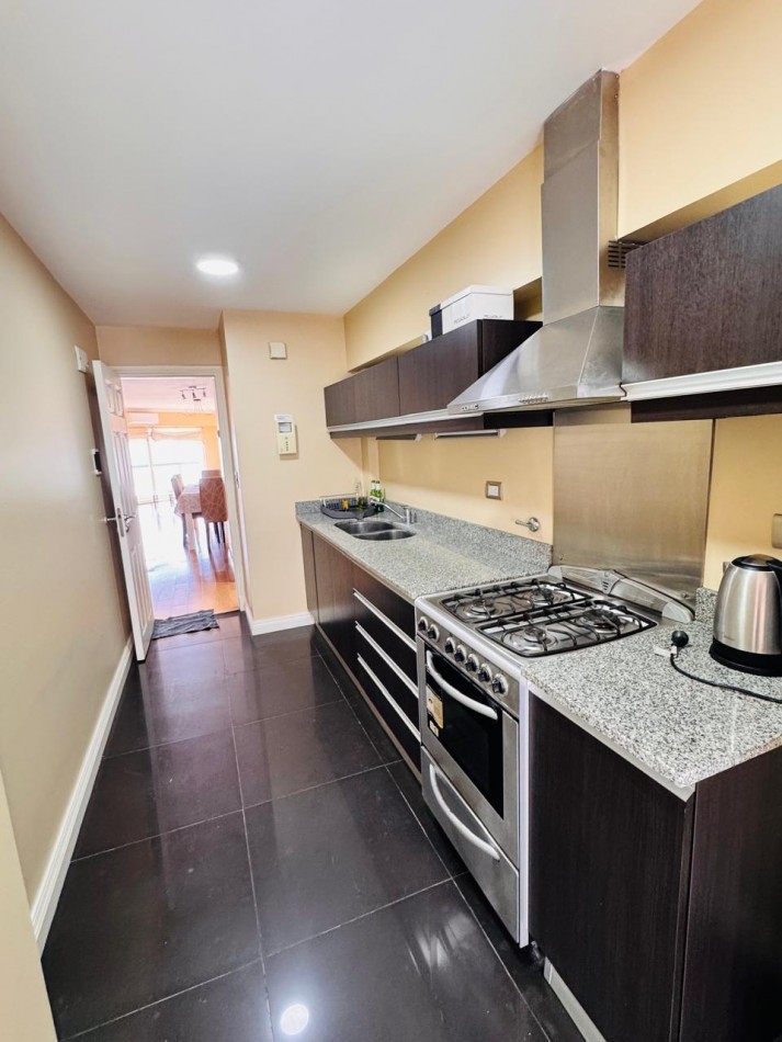 SEMIPISO EN DUPLEX DE 3 AMBIENTES - FRENTE AL MAR - LA PERLA