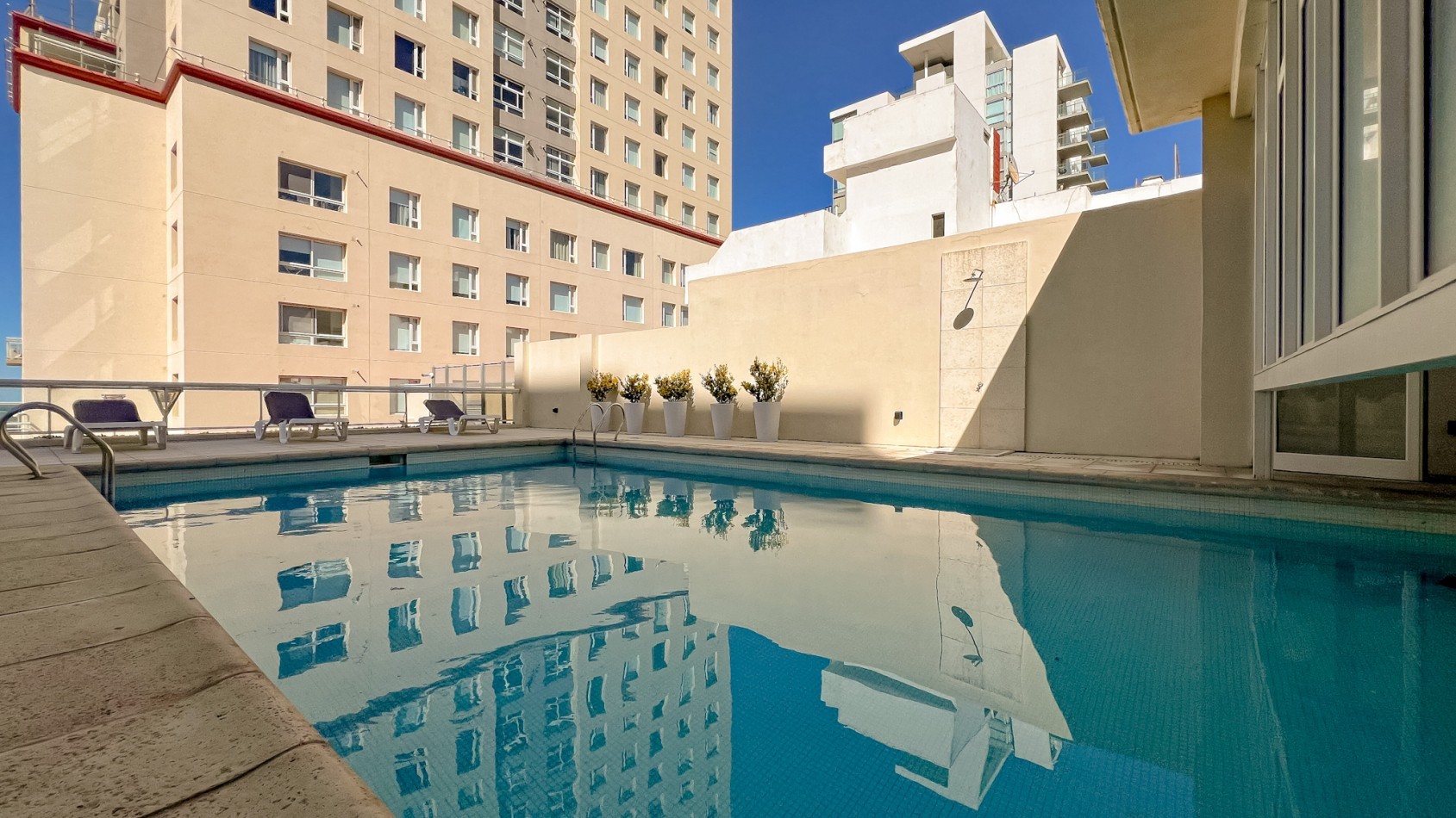 Departamento 4 amb con cochera - Playa Grande - Tourbillon