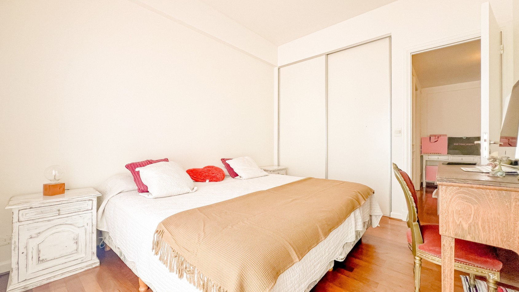 Departamento 4 amb con cochera - Playa Grande - Tourbillon