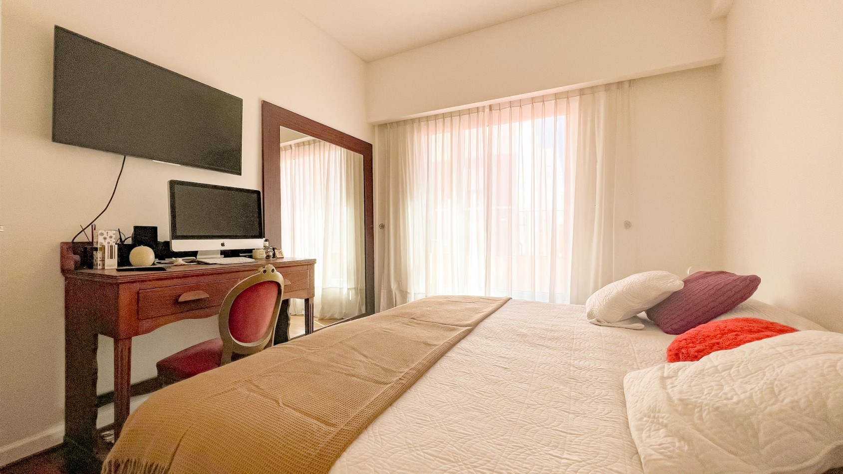 Departamento 4 amb con cochera - Playa Grande - Tourbillon