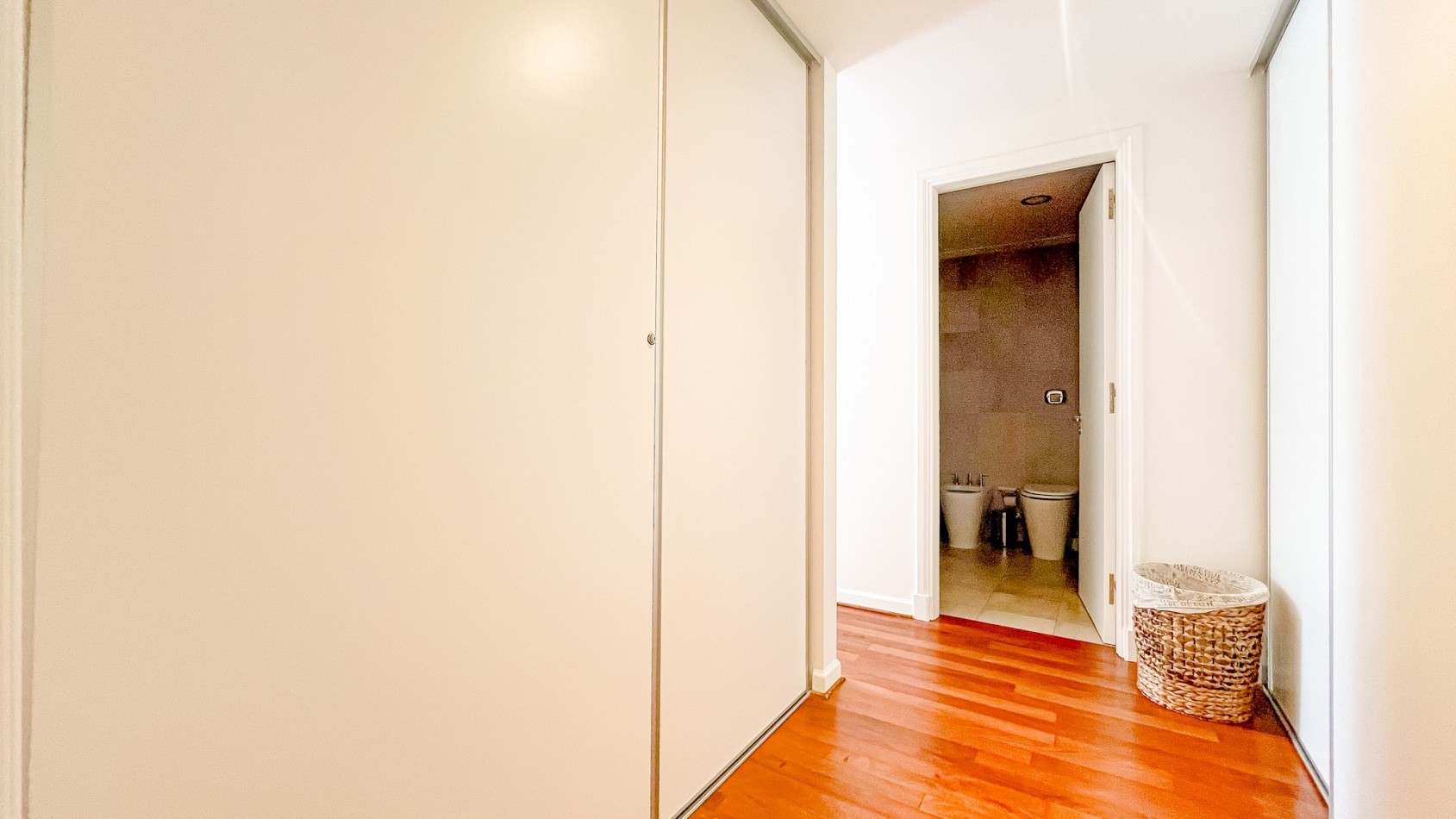 Departamento 4 amb con cochera - Playa Grande - Tourbillon