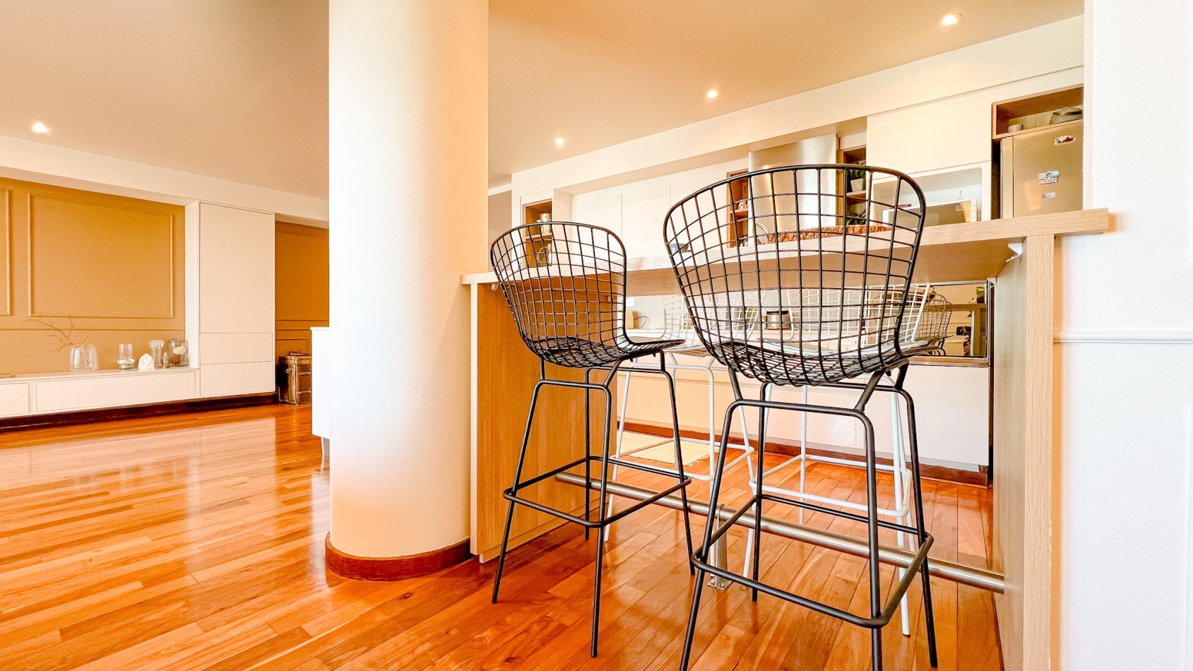 Departamento 4 amb con cochera - Playa Grande - Tourbillon