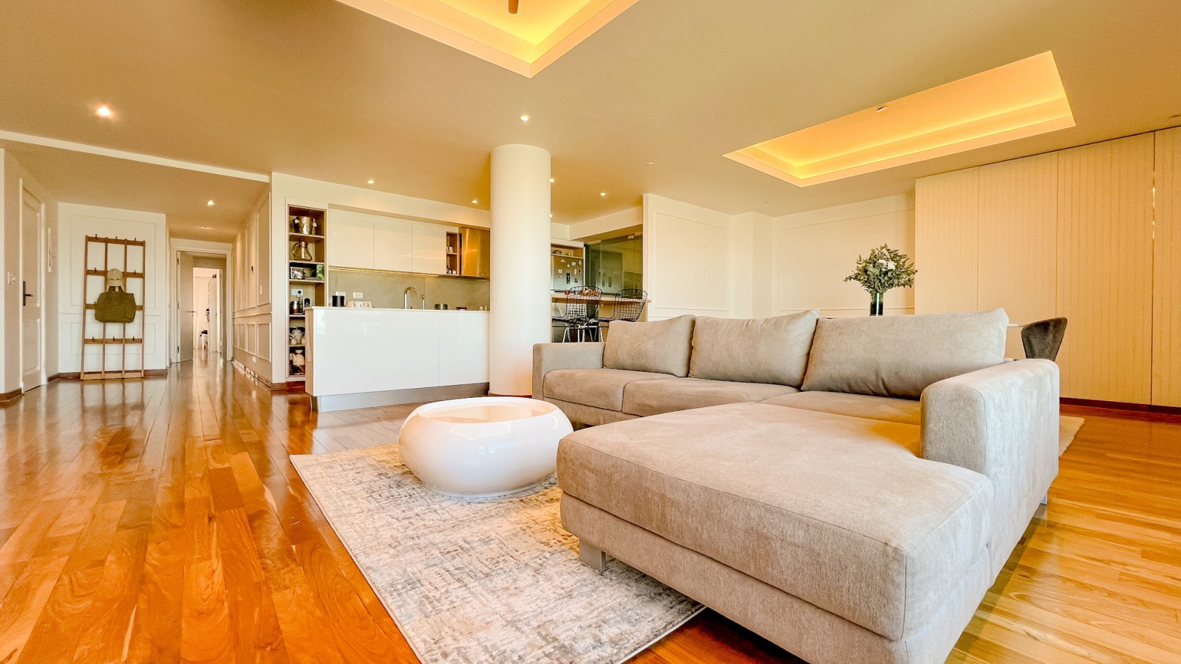 Departamento 4 amb con cochera - Playa Grande - Tourbillon