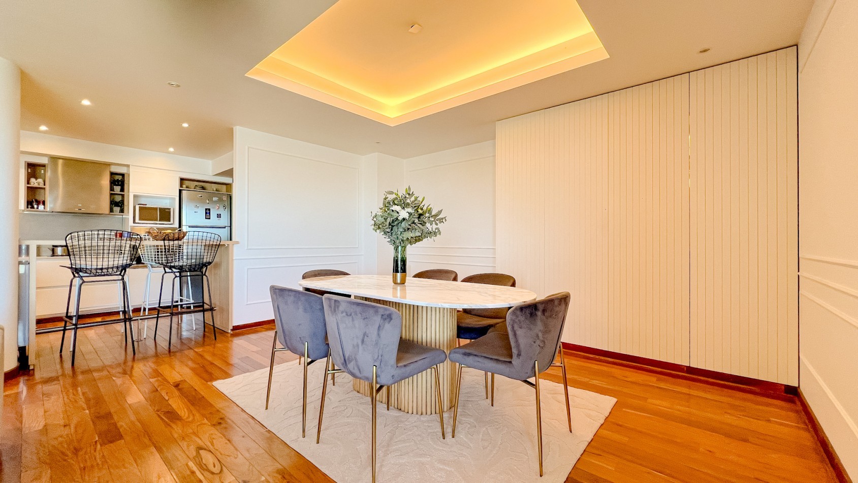 Departamento 4 amb con cochera - Playa Grande - Tourbillon