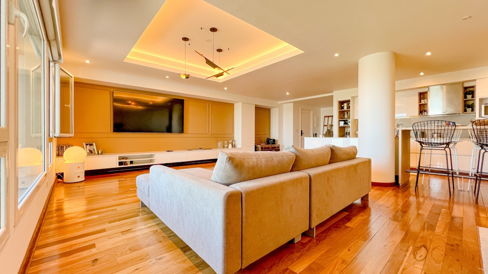 Departamento 4 amb con cochera - Playa Grande - Tourbillon