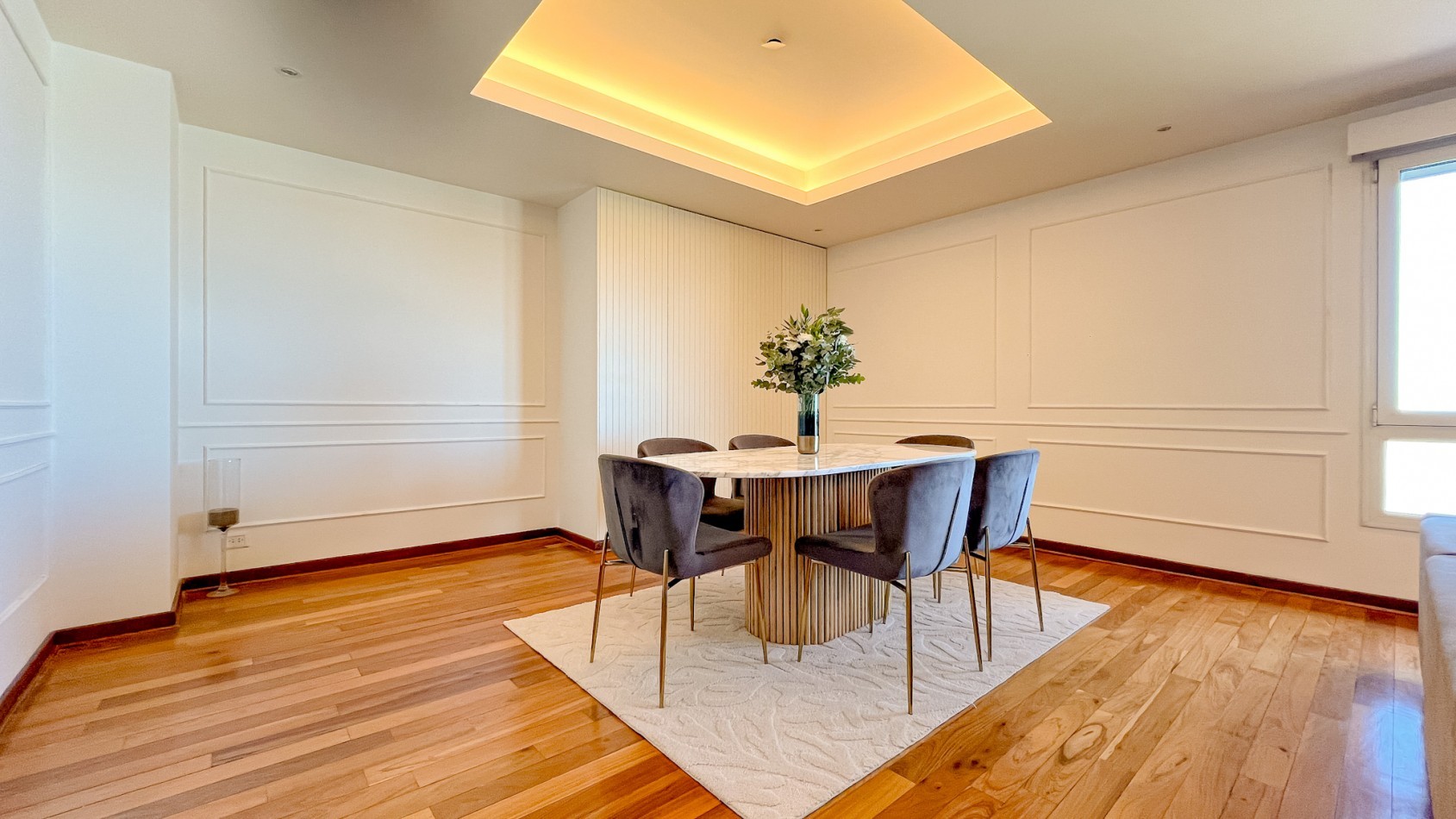 Departamento 4 amb con cochera - Playa Grande - Tourbillon