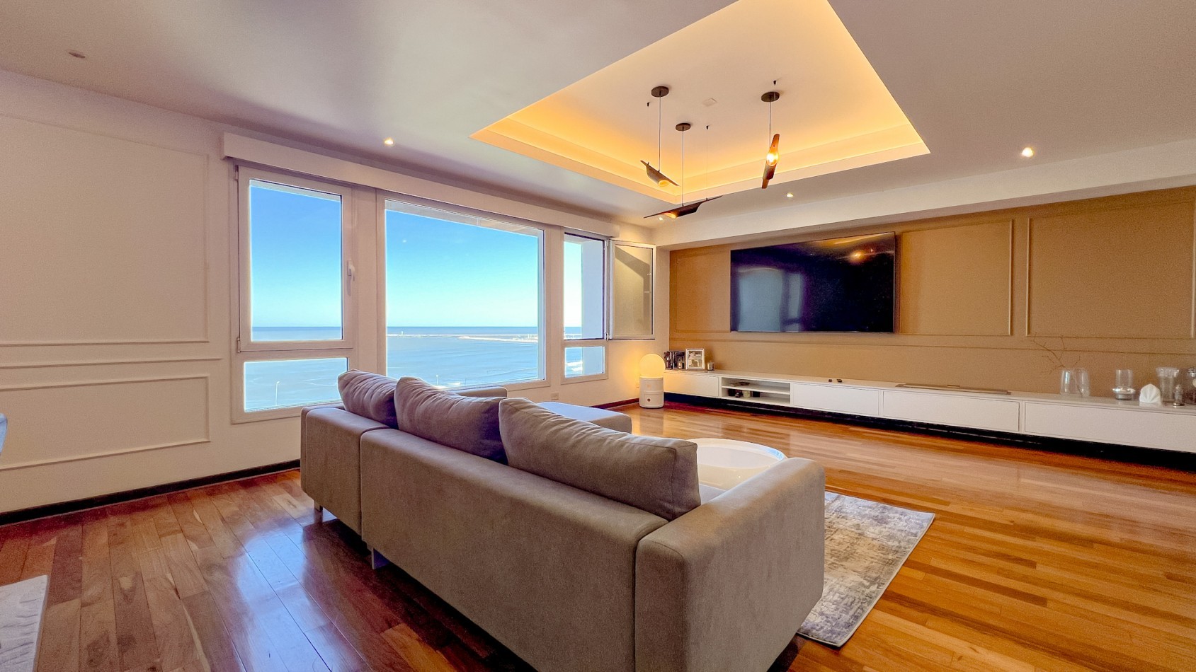 Departamento 4 amb con cochera - Playa Grande - Tourbillon