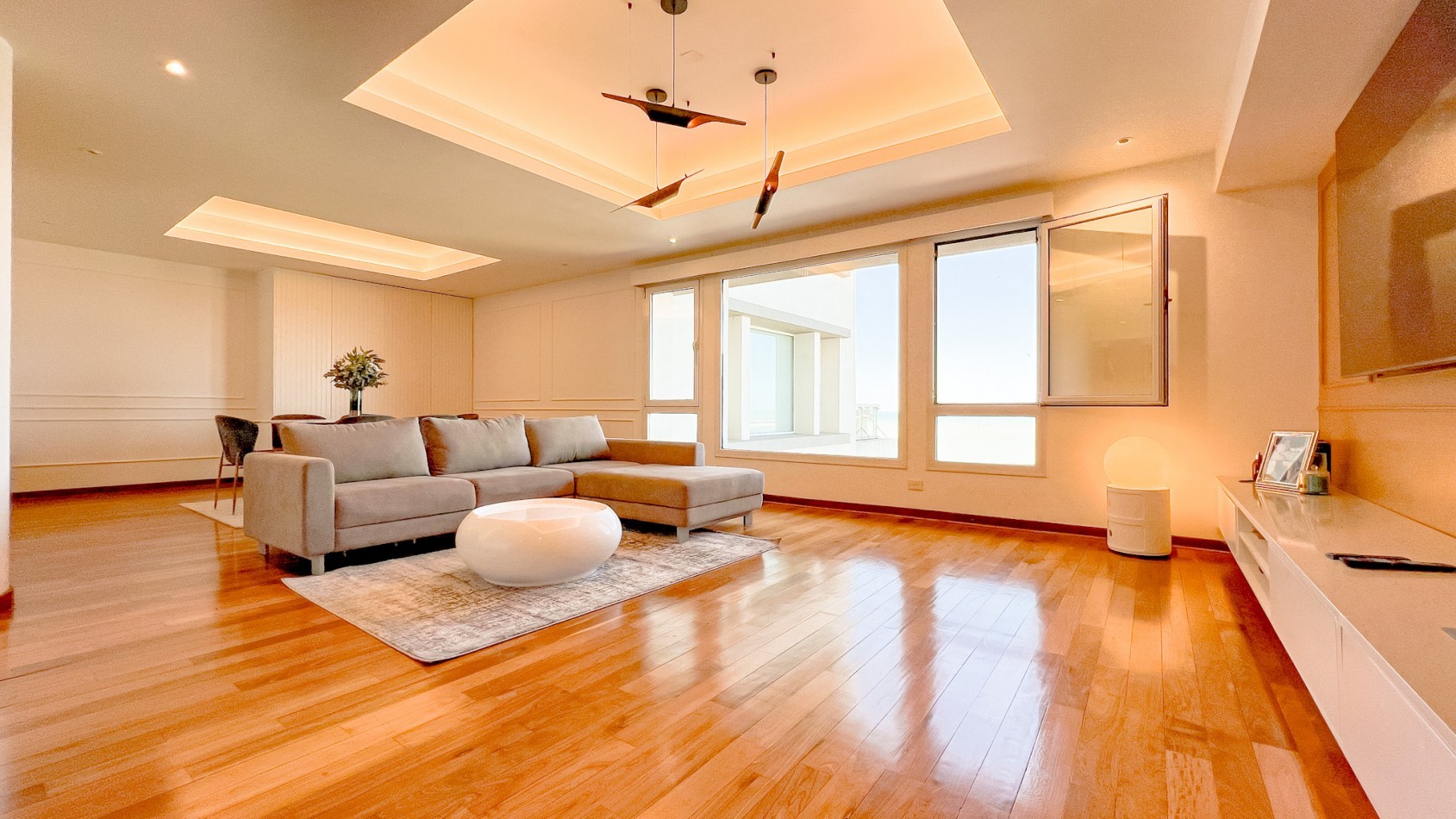 Departamento 4 amb con cochera - Playa Grande - Tourbillon