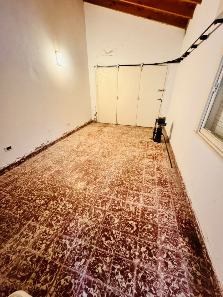 CHALET DE 4 AMB CON COCHERA - A UNA CUADRA DE LA COSTA - SAN PATRICIO