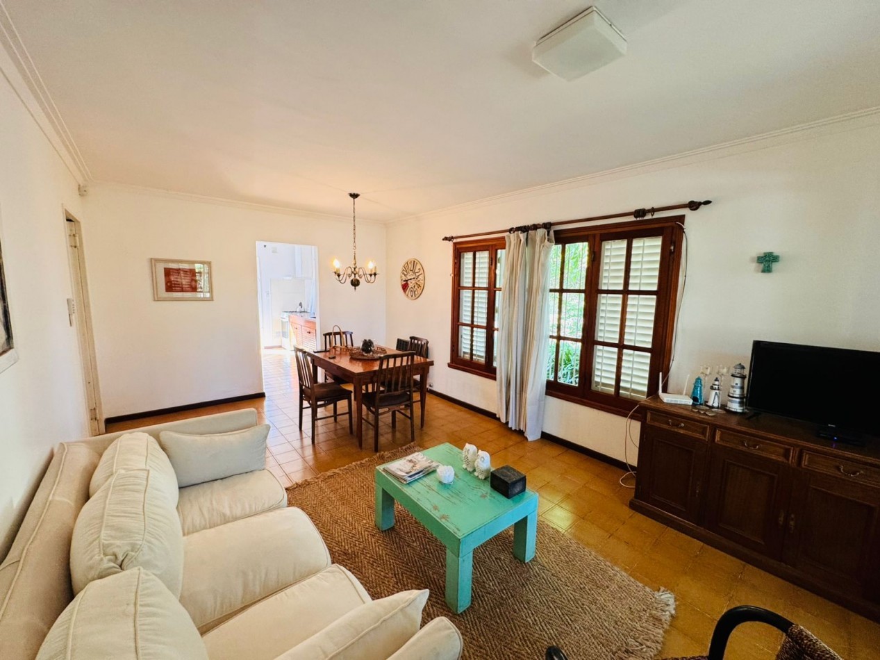 CHALET DE 4 AMB CON COCHERA - A UNA CUADRA DE LA COSTA - SAN PATRICIO
