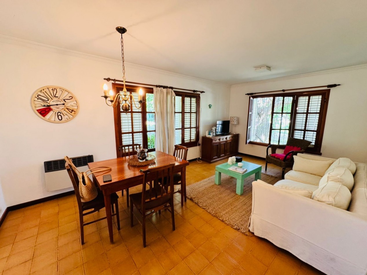 CHALET DE 4 AMB CON COCHERA - A UNA CUADRA DE LA COSTA - SAN PATRICIO