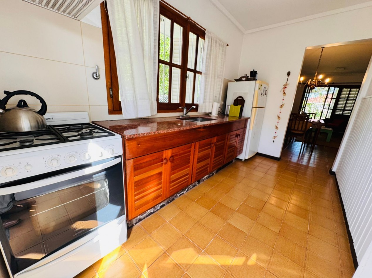 CHALET DE 4 AMB CON COCHERA - A UNA CUADRA DE LA COSTA - SAN PATRICIO