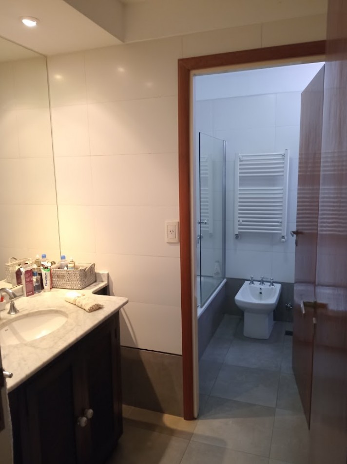 CASA 6 AMB CON PARQUE Y PILETA - CHAUVIN - APTA CREDITO