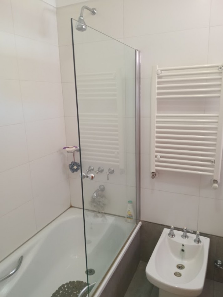 CASA 6 AMB CON PARQUE Y PILETA - CHAUVIN - APTA CREDITO