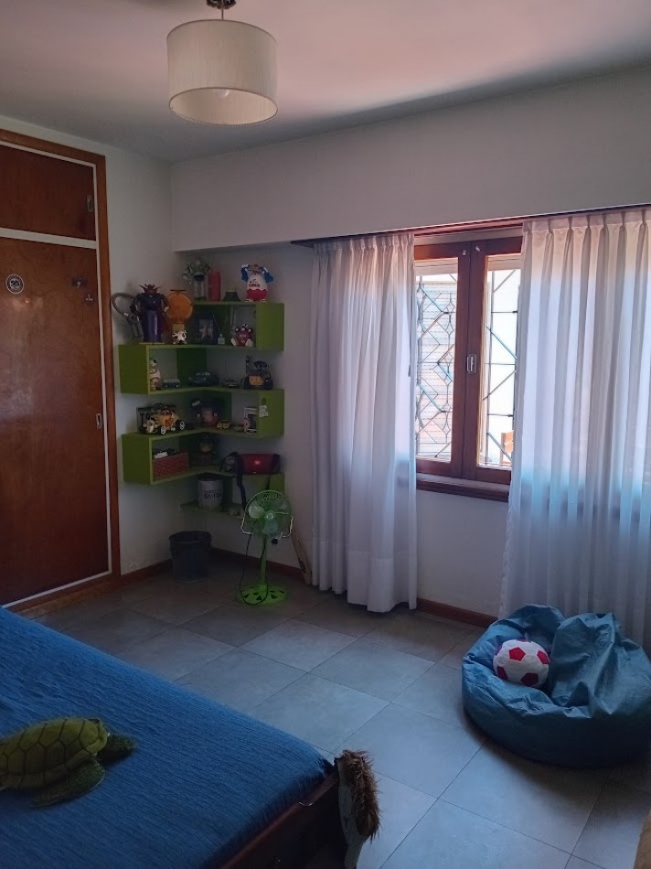 CASA 6 AMB CON PARQUE Y PILETA - CHAUVIN - APTA CREDITO
