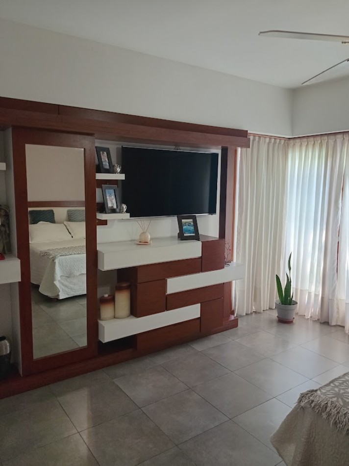 CASA 6 AMB CON PARQUE Y PILETA - CHAUVIN - APTA CREDITO