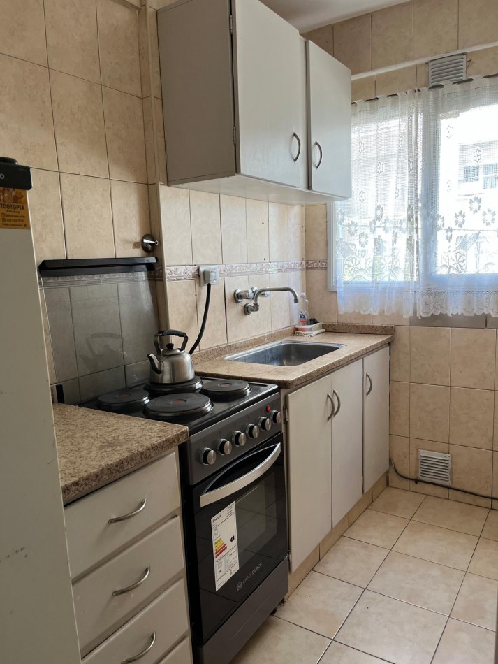 ALQUILER ESTUDIANTE 2026 - MONOAMBIENTE AL FRENTE - CENTRO