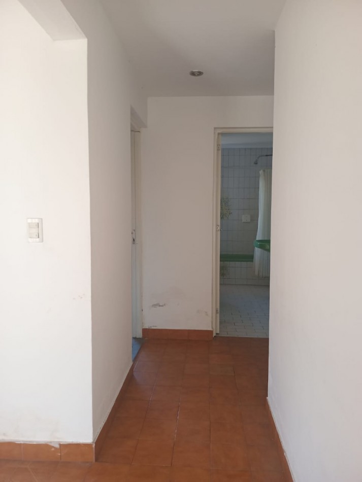 PH 8 AMBIENTES CON PARQUE - SAN JOSE