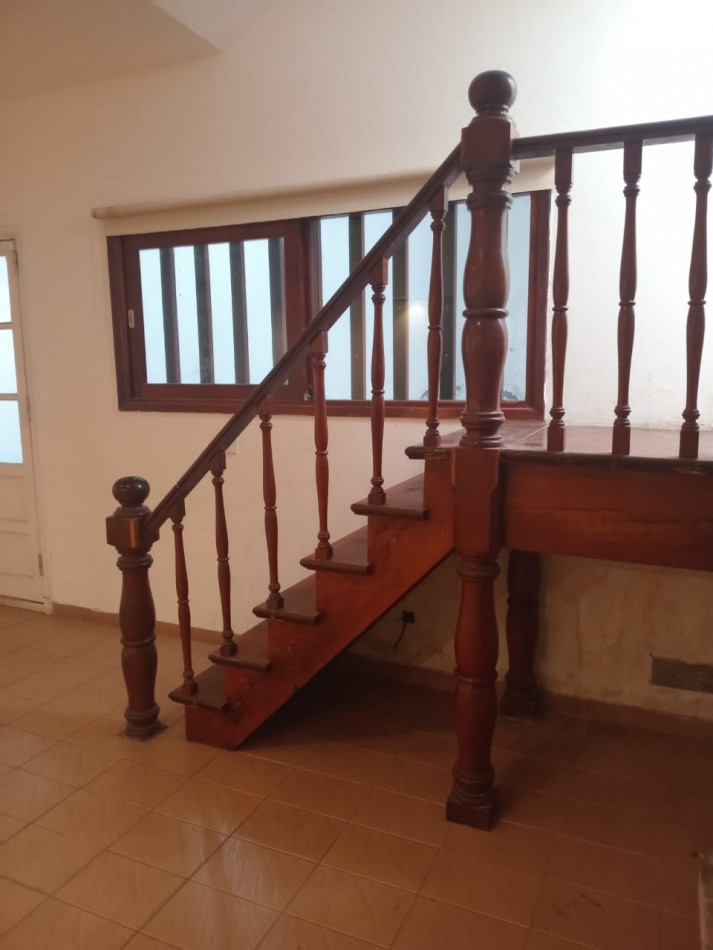 PH 8 AMBIENTES CON PARQUE - SAN JOSE