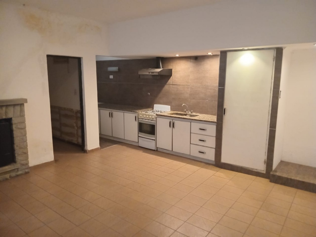 PH 8 AMBIENTES CON PARQUE - SAN JOSE