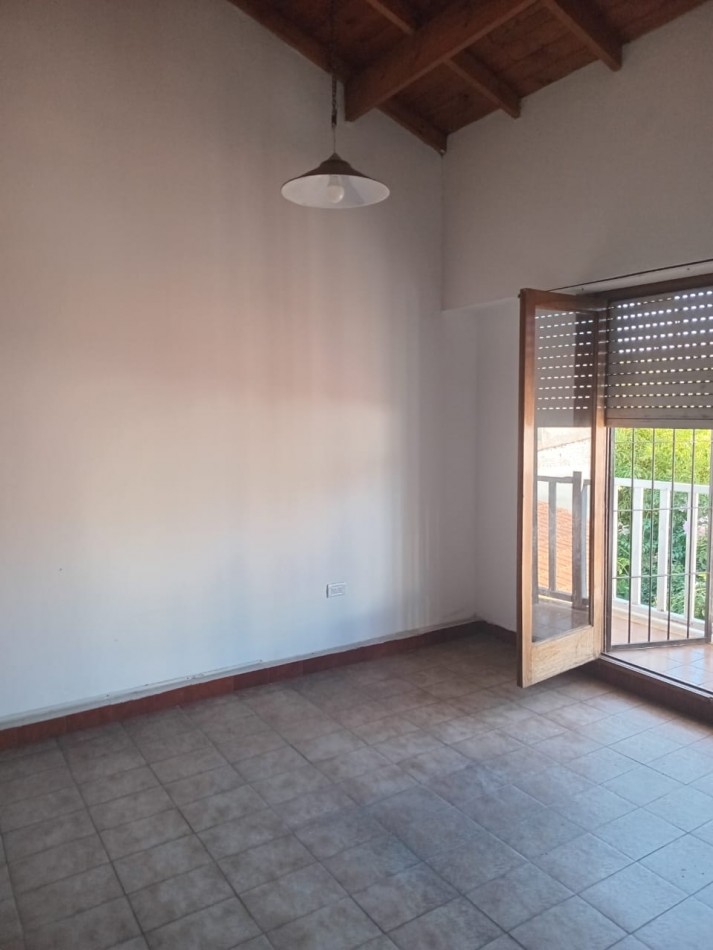 PH 8 AMBIENTES CON PARQUE - SAN JOSE