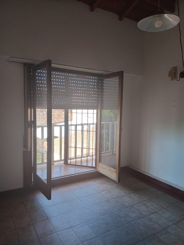 PH 8 AMBIENTES CON PARQUE - SAN JOSE