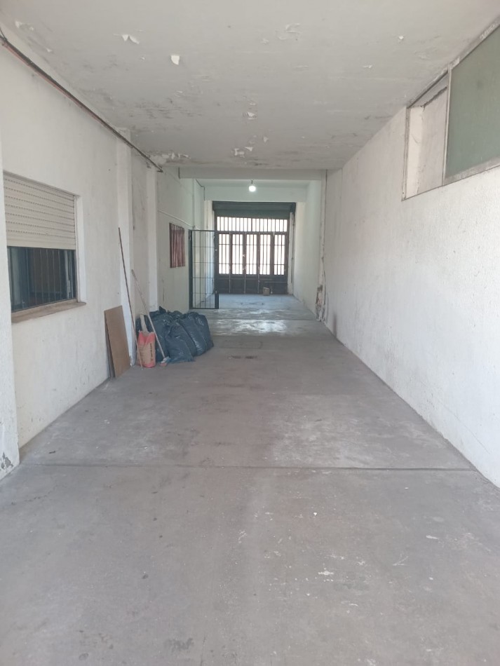 PH 8 AMBIENTES CON PARQUE - SAN JOSE