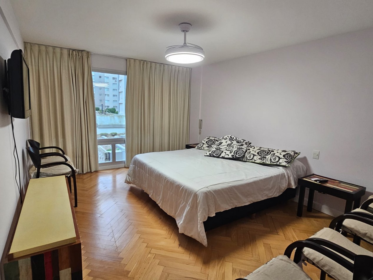 ALQUILER INVIERNO 2026 - SEMIPISO DE 3 AMB CON COCHERA - VARESE - TIO CURZIO