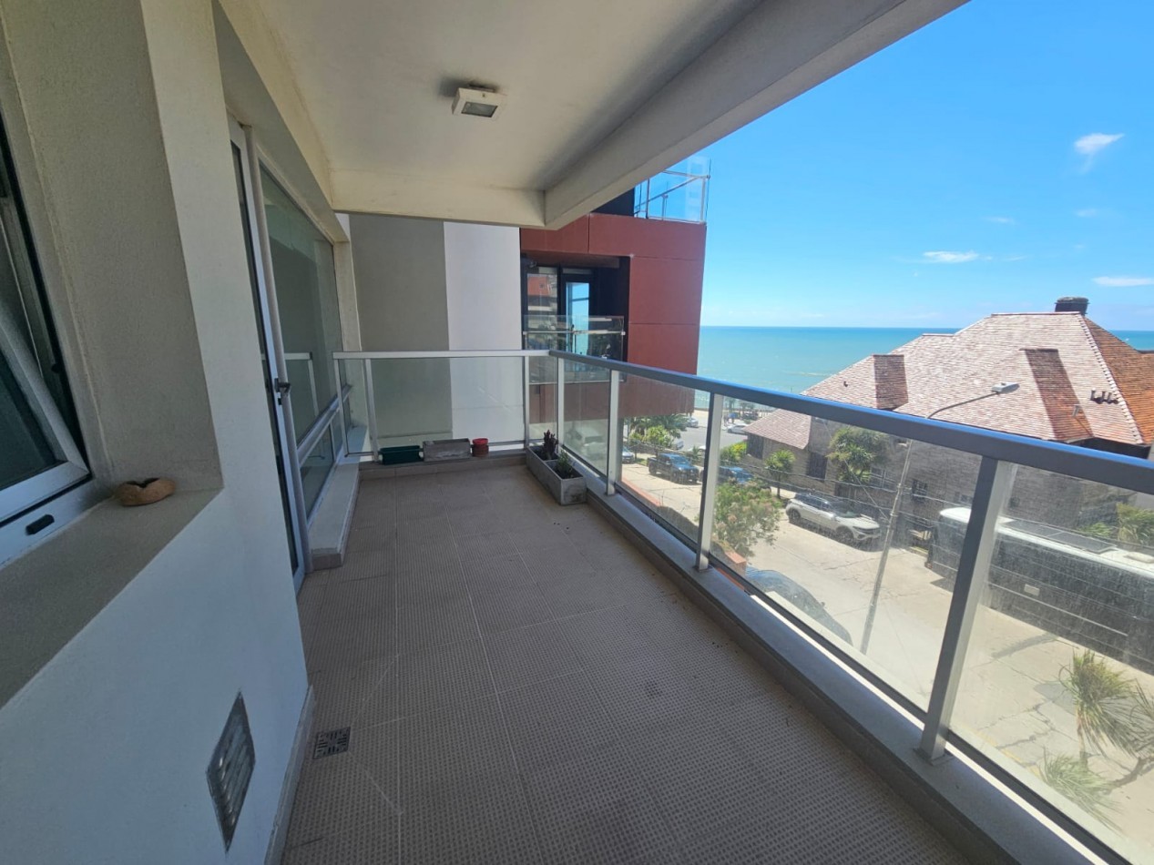 ALQUILER INVIERNO 2026 - SEMIPISO DE 3 AMB CON COCHERA - VARESE - TIO CURZIO