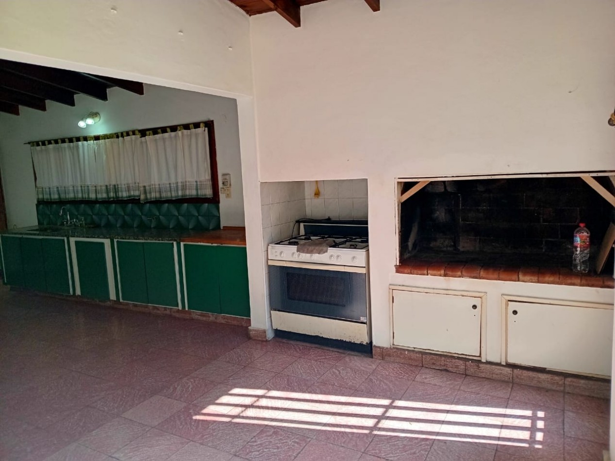 DPTO DE 2 AMBIENTES EN PH CON PARQUE- DIVINO ROSTRO