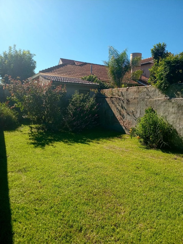 DPTO DE 2 AMBIENTES EN PH CON PARQUE- DIVINO ROSTRO