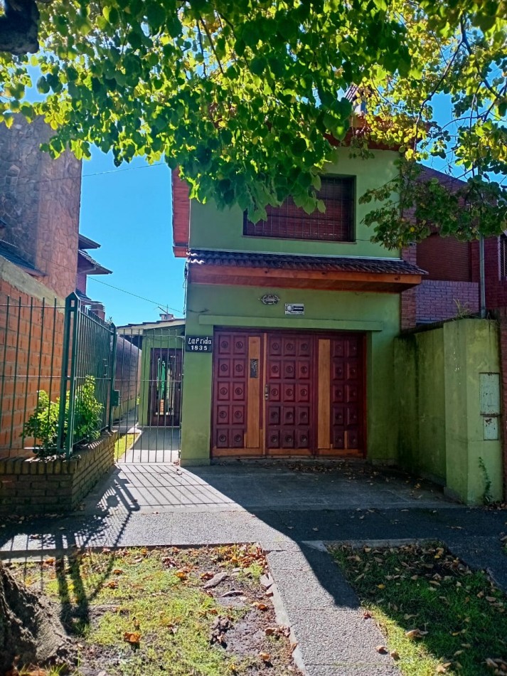 DPTO DE 2 AMBIENTES EN PH CON PARQUE- DIVINO ROSTRO