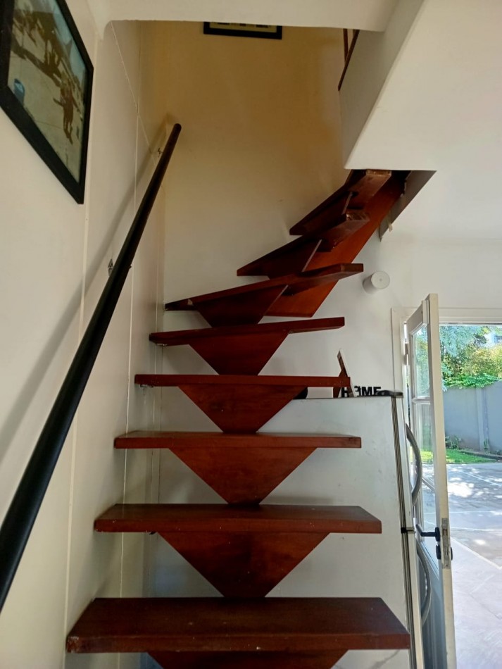 CASA 3 AMBIENTES CON PARQUE - CONSTITUCION - APTA CREDITO