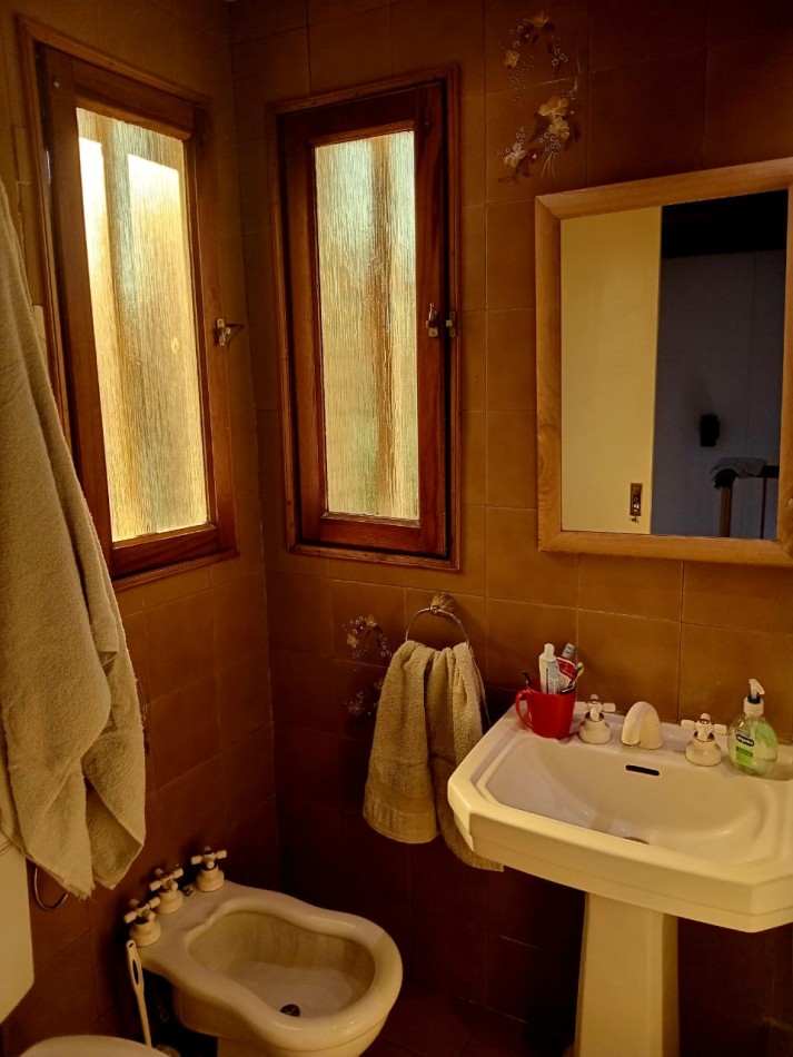 CASA 3 AMBIENTES CON PARQUE - CONSTITUCION - APTA CREDITO