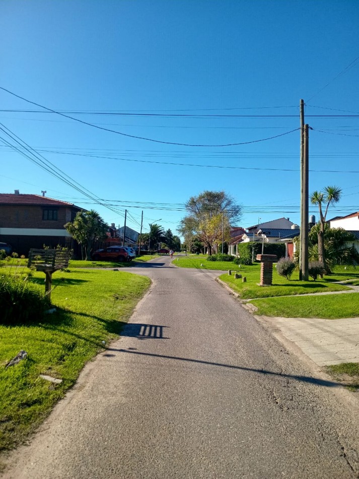 CASA 3 AMBIENTES CON PARQUE - CONSTITUCION - APTA CREDITO