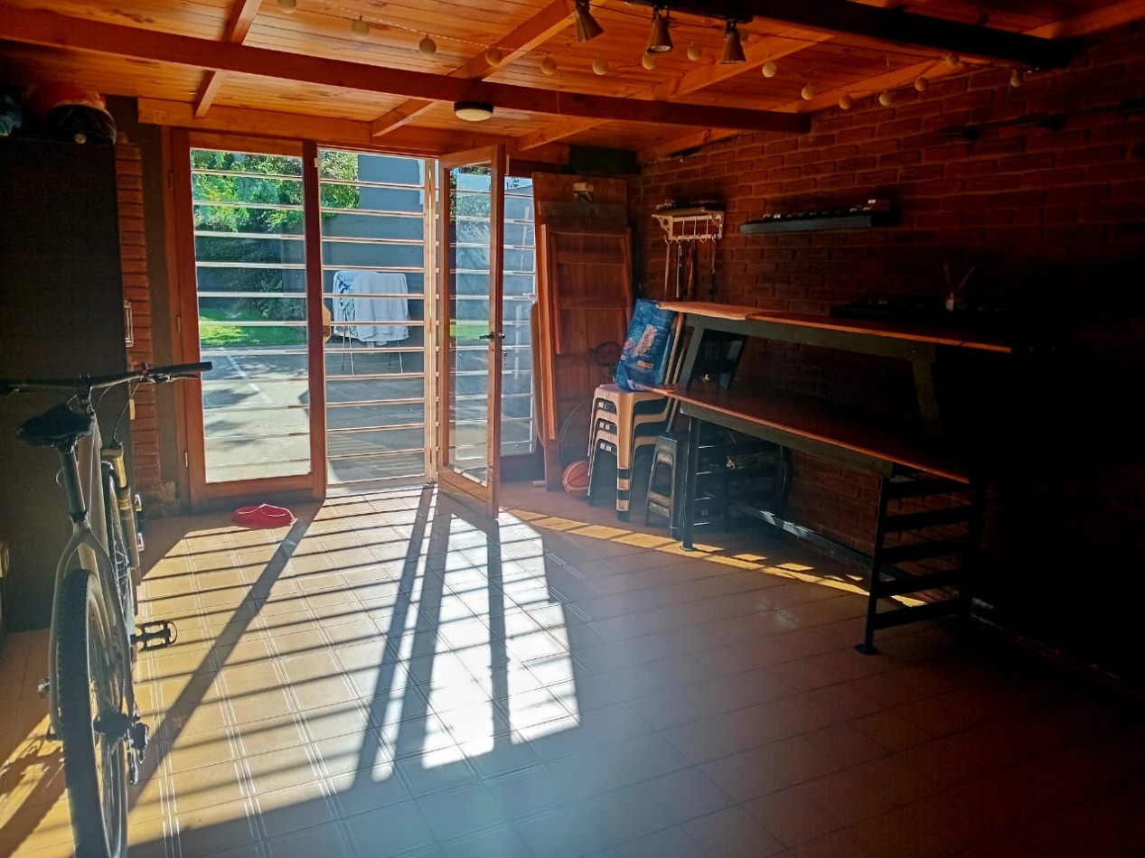 CASA 3 AMBIENTES CON PARQUE - CONSTITUCION - APTA CREDITO