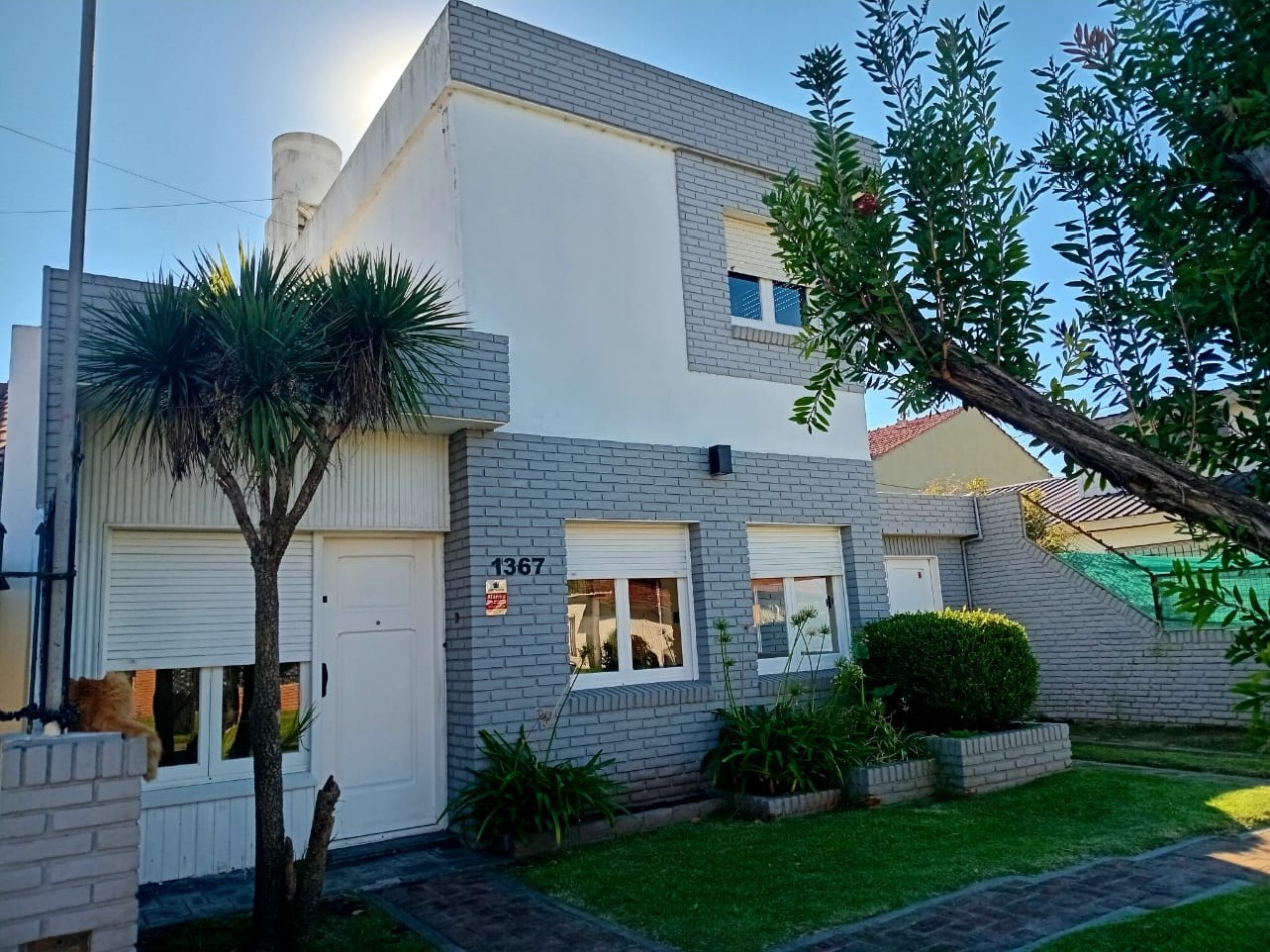 CASA 3 AMBIENTES CON PARQUE - CONSTITUCION - APTA CREDITO