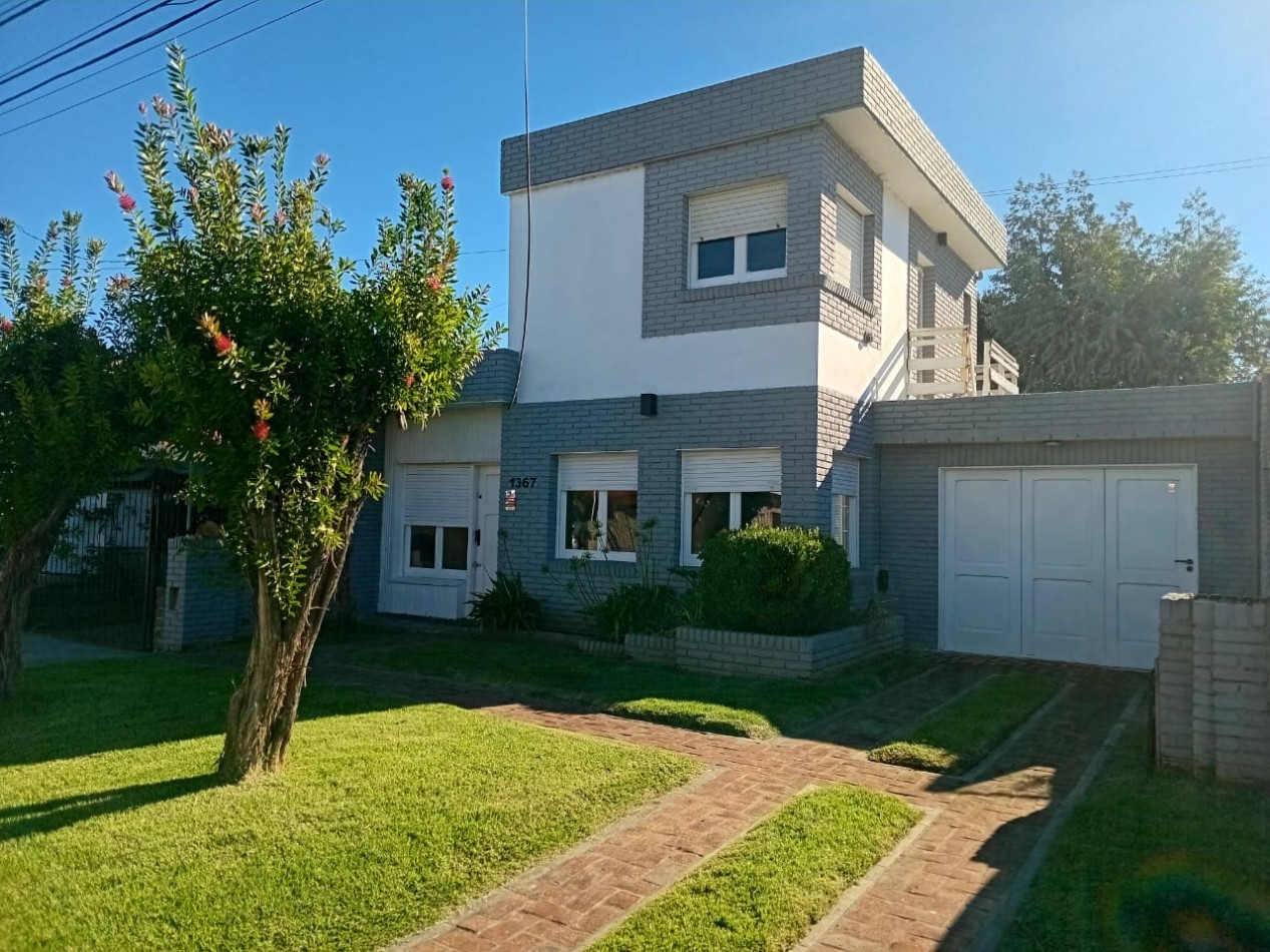 CASA 3 AMBIENTES CON PARQUE - CONSTITUCION - APTA CREDITO