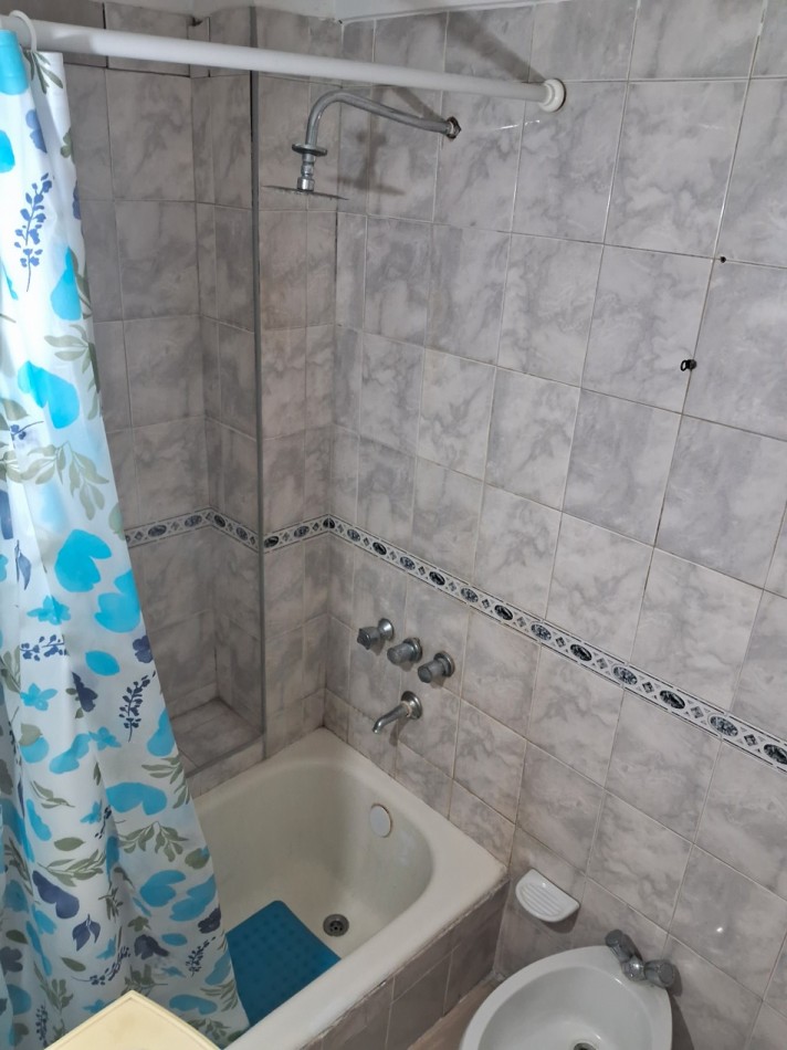 ALQUILER ESTUDIANTE 2026 - MONOAMBIENTE AL FRENTE - CENTRO