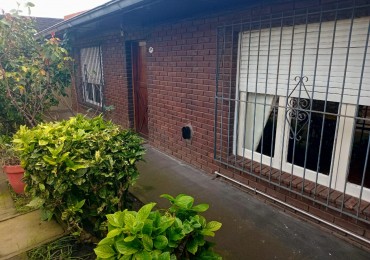CASA 3 AMBIENTES CON DPTO 2 AMBIENTES EN BLOCK- BARRIO LAS HERAS